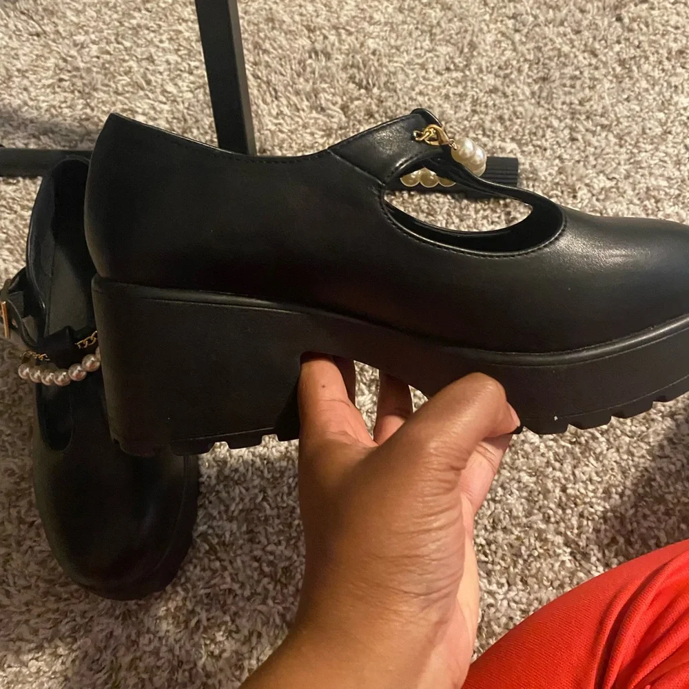 Mary Janes - Picture 4 of 6